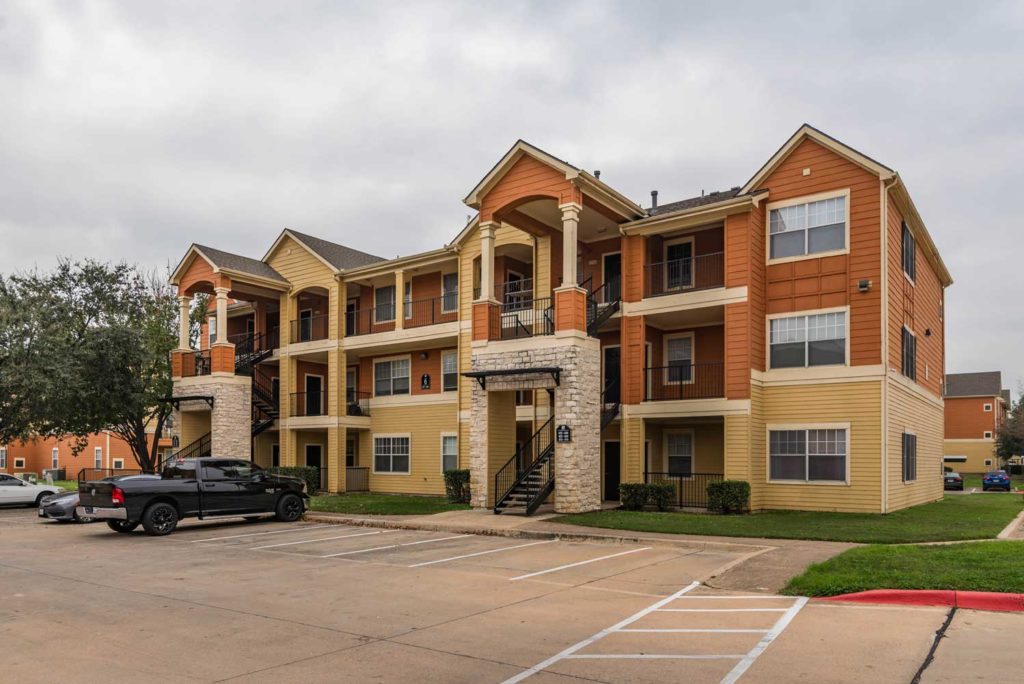 Ballpark North; student apartments with individual leasing in Austin, Texas near UT University of Texas and Austin Community College; one two four bedroom apartment homes